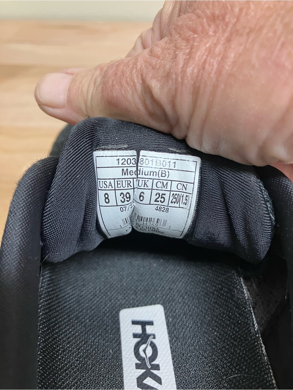 Brooks Ghost 15 Women’s Sneakers - Black with Lavender Accents - Picture 10 of 10